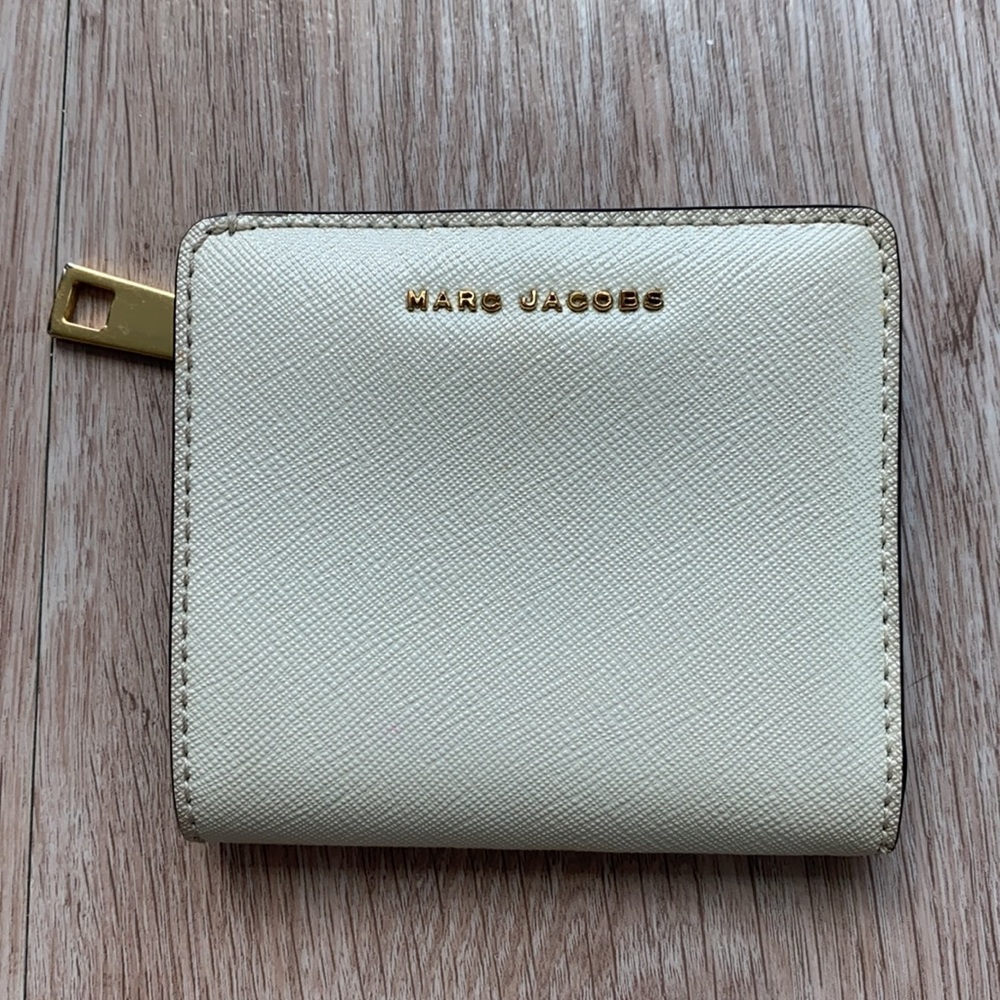 EUC leather Marc Jacob’s wallet